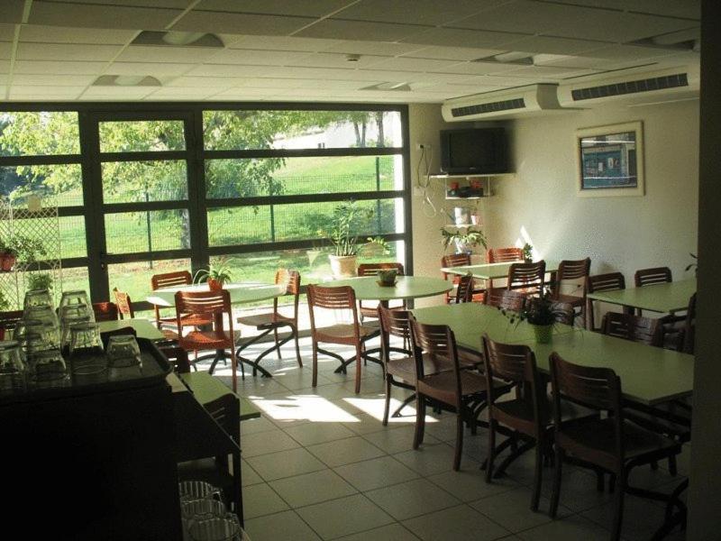 Home Du Buisson Hotel Des Familles Isle Екстер'єр фото